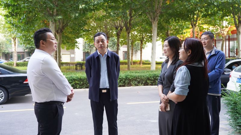 欢迎市委外办一行莅临开云在线_开云在线(中国)
调研指导